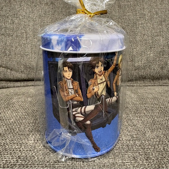 2/$10 3/$12 [New] Attack on Titan Tin 進撃の巨人 Shingeki no Kyojin Levi - Picture 3 of 7